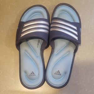 Nike slides